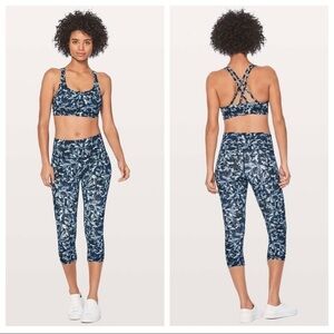 Lululemon Women's Wunder Under Crop Leggings 21" Embellished Multi Navy Print 6